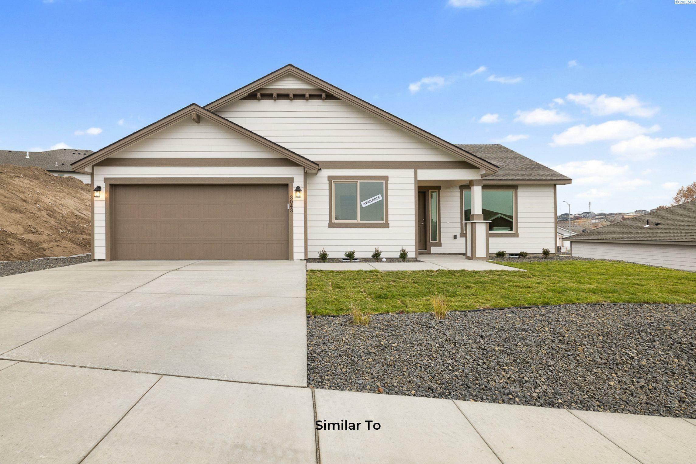 703 Vineyard St  Grandview WA 98930 photo
