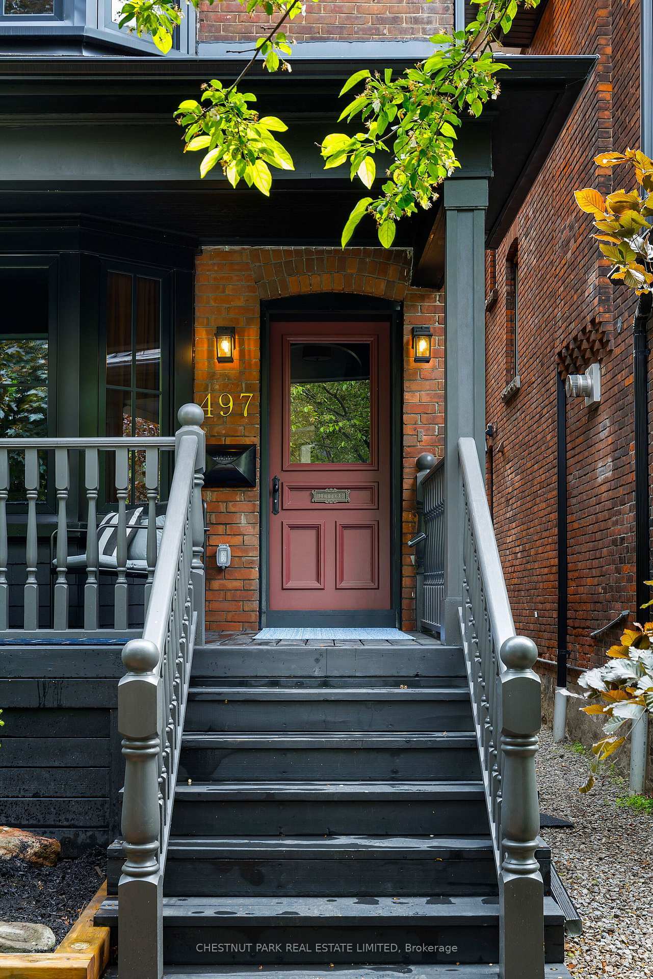 Property Photo: 497 Brunswick Avenue ON M5R 2Z6