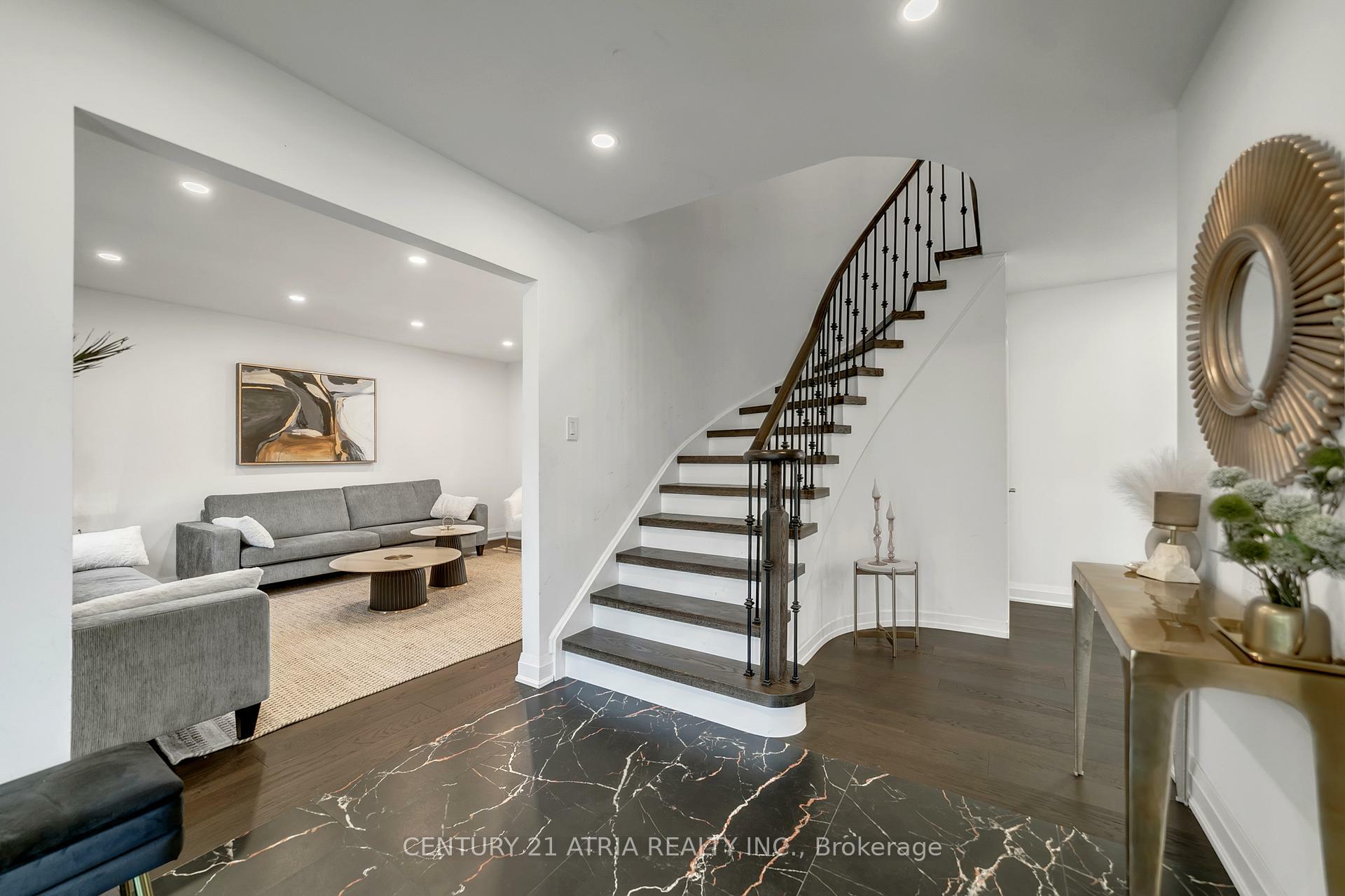 Property Photo: 65 Worthington Avenue ON L4E 2S6