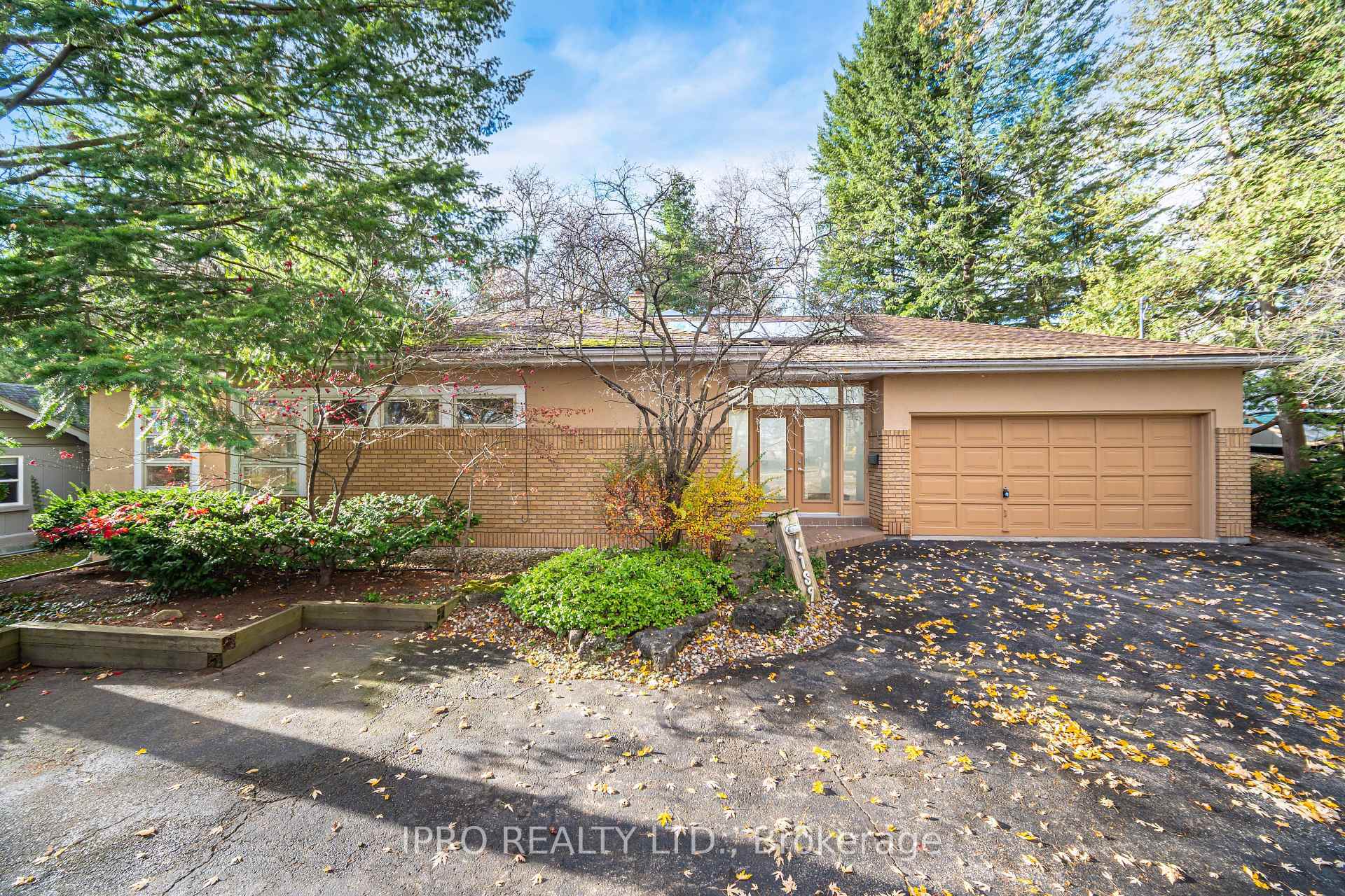 Photo de la propriété: 4189 Inglewood Drive ON L7L 1E3