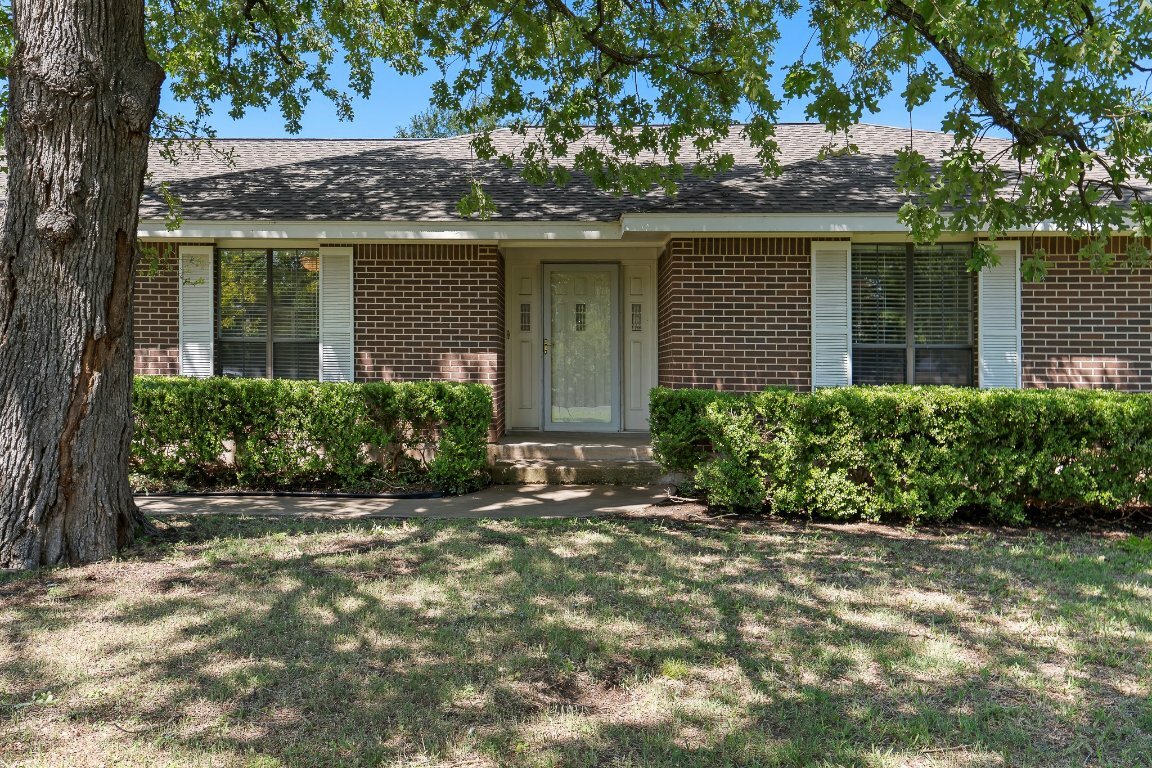 Property Photo:  302 Council Road  TX 78633 