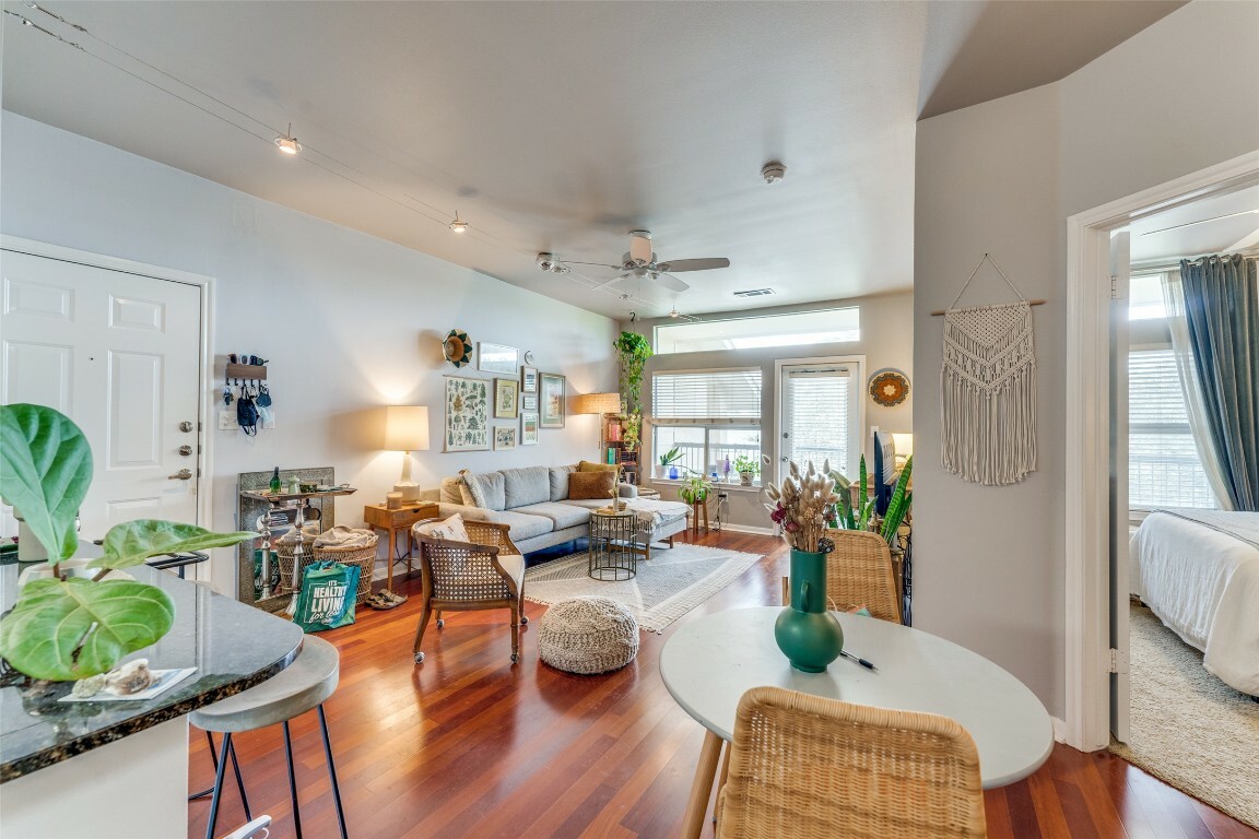 Property Photo:  2209 Hancock Drive 36  TX 78756 