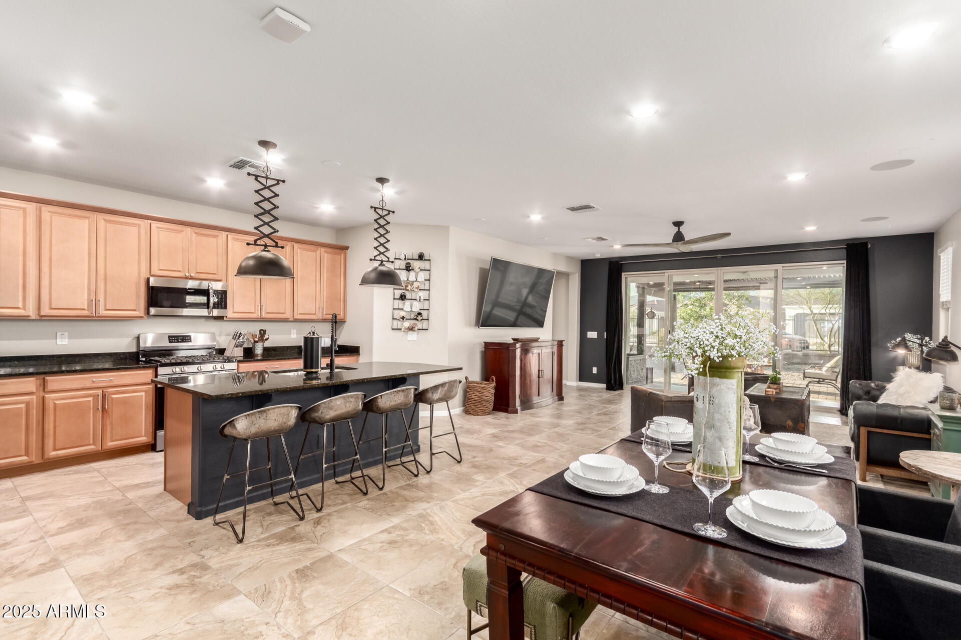 Property Photo:  11658 E Chevelon Trail  AZ 85118 