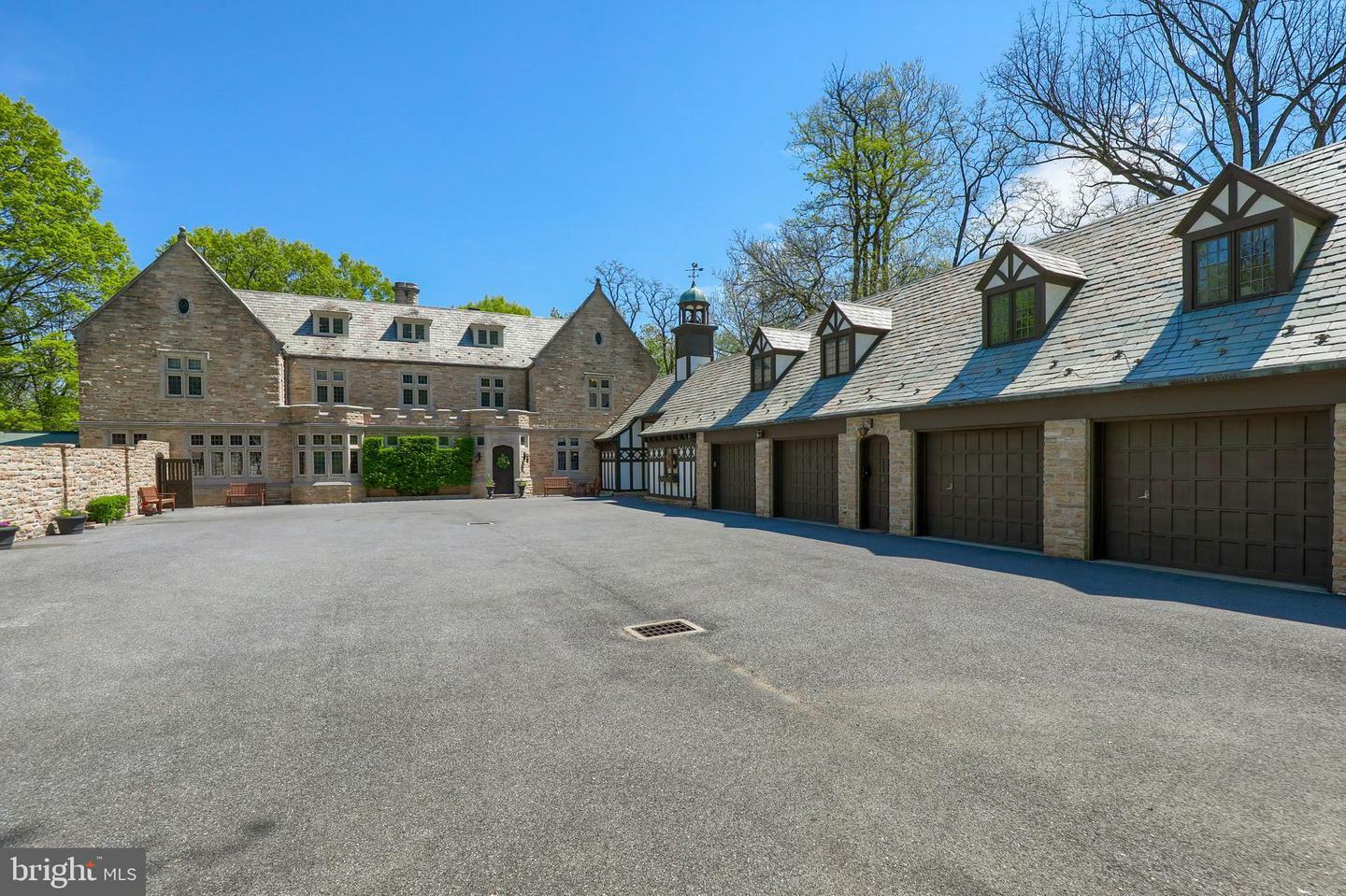 Property Photo: 80 School House Road PA 17603