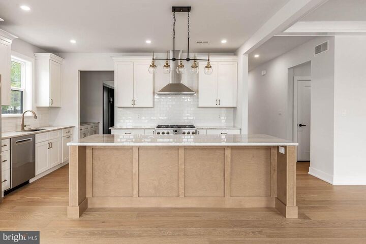 Property Photo:  1975 West Avenue  PA 19428 