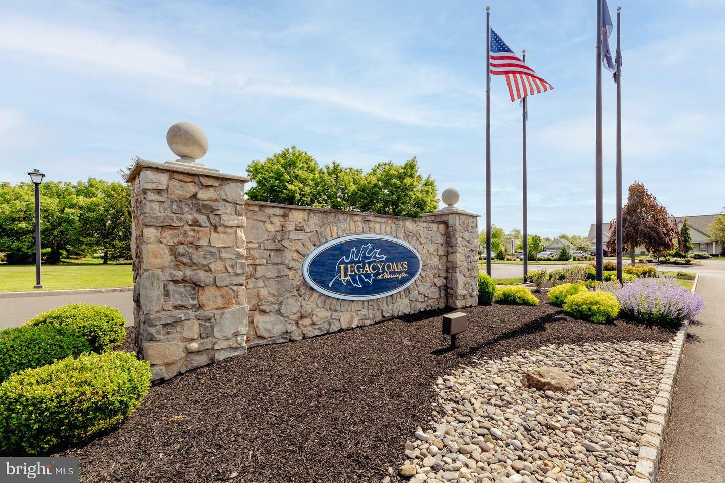 Property Photo: 760 S Settlers Circle PA 18976