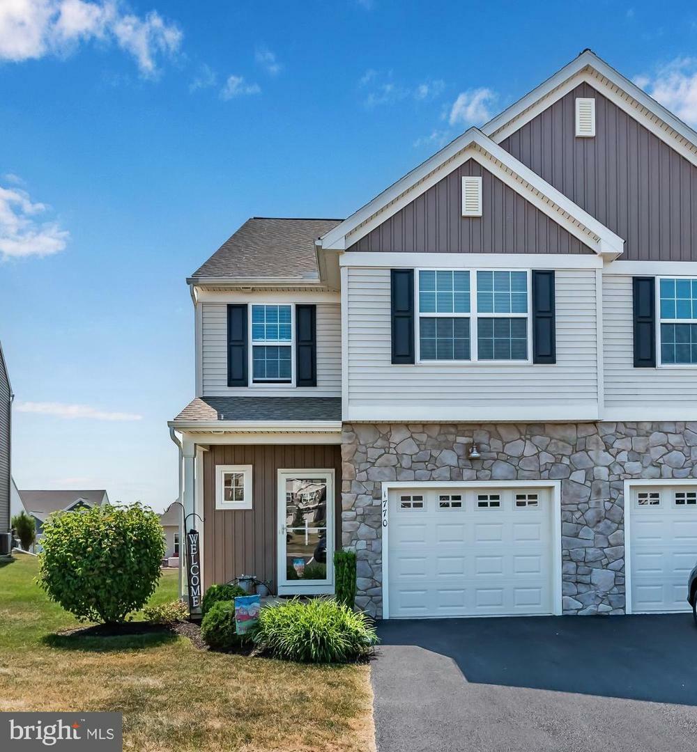 1770 Fairbank Lane  Mechanicsburg PA 17055 photo