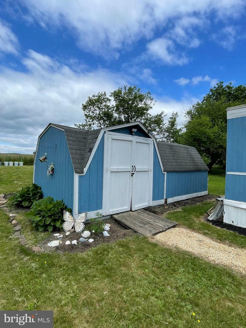 Property Photo:  433 Waldorf Drive  PA 17404 