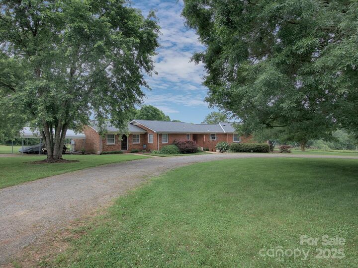 Property Photo: 269 Johnson Dairy Road NC 28115