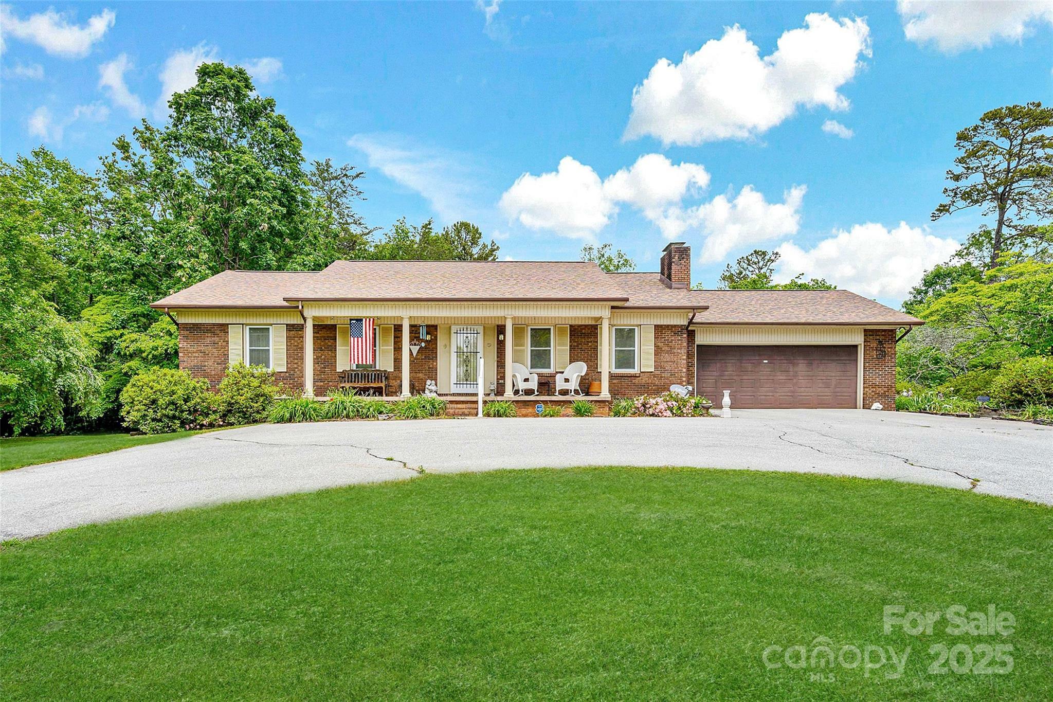 Property Photo: 7050 W US 70 Highway NC 28762