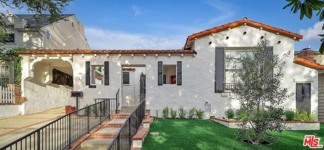 Property Photo: 1316 Thayer Ave CA 90024