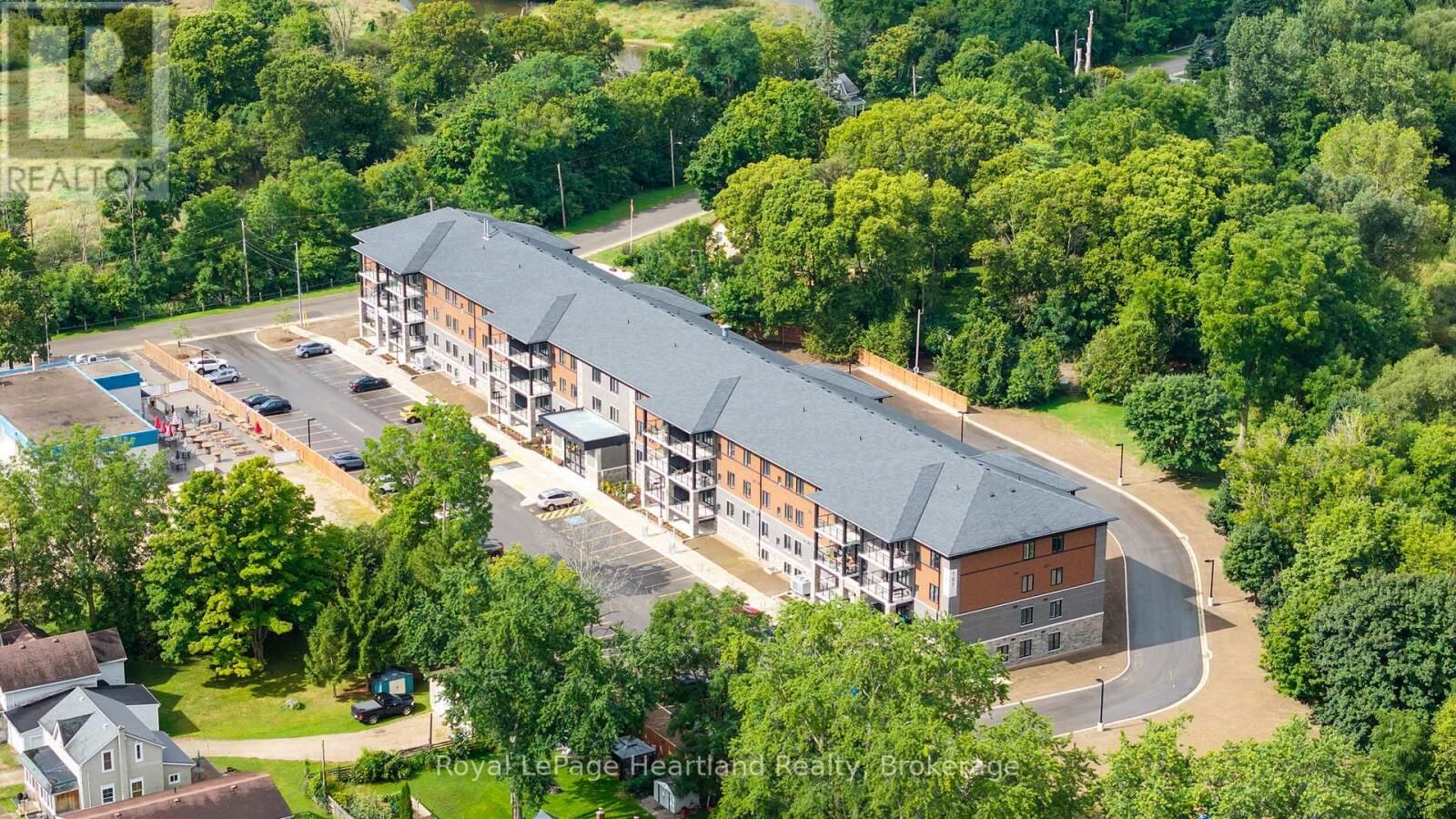 Property Photo: 187 Victoria Street West 104 ON N0G 2W0