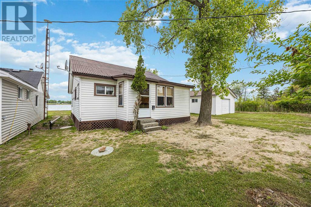 Property Photo: 18W Stag Island ON N0N 1G0