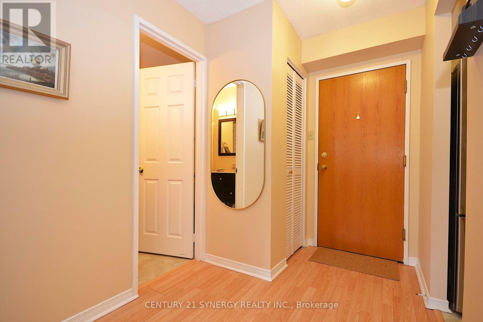 Property Photo: 199 Kent Street 2101 ON K2P 2K8
