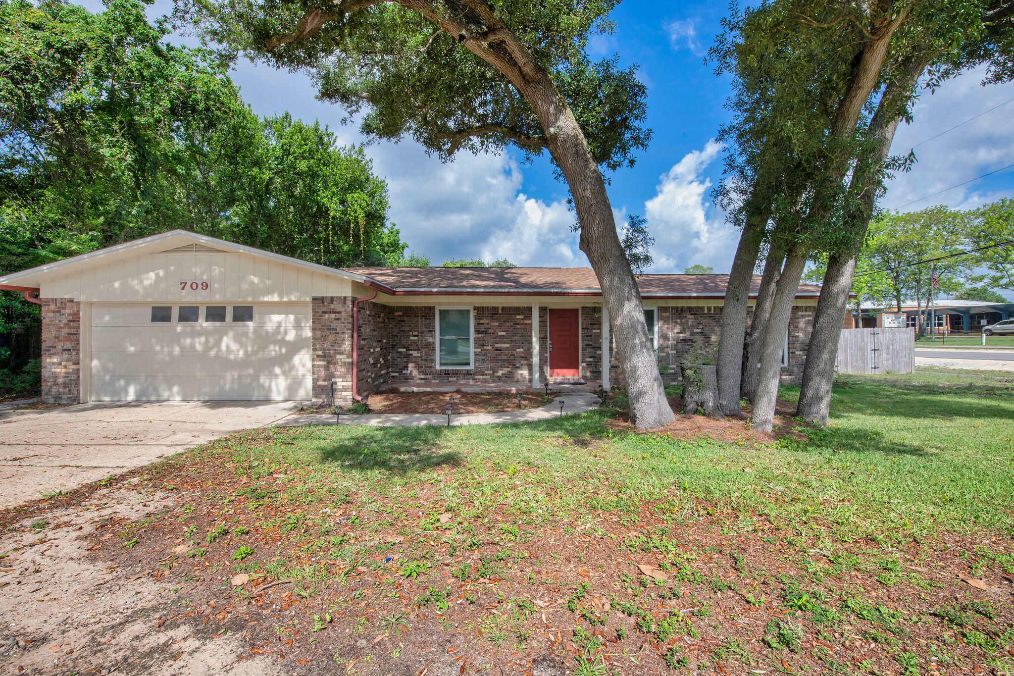 Property Photo: 709 Russell Boulevard FL 32547