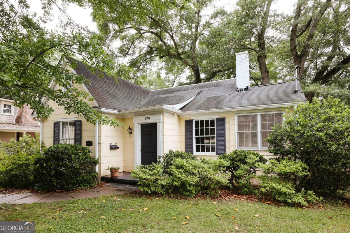 Property Photo: 170 Stanton Way GA 30606