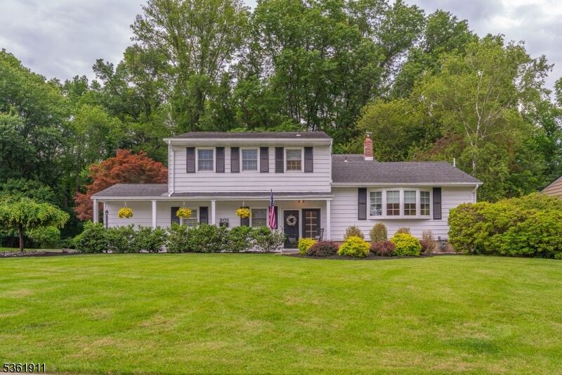 Property Photo:  201 Dorset Dr  NJ 07066 