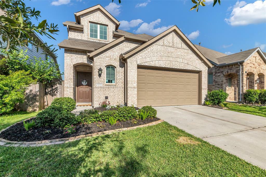 Property Photo:  12311 Summerbrook Drive  TX 77066 