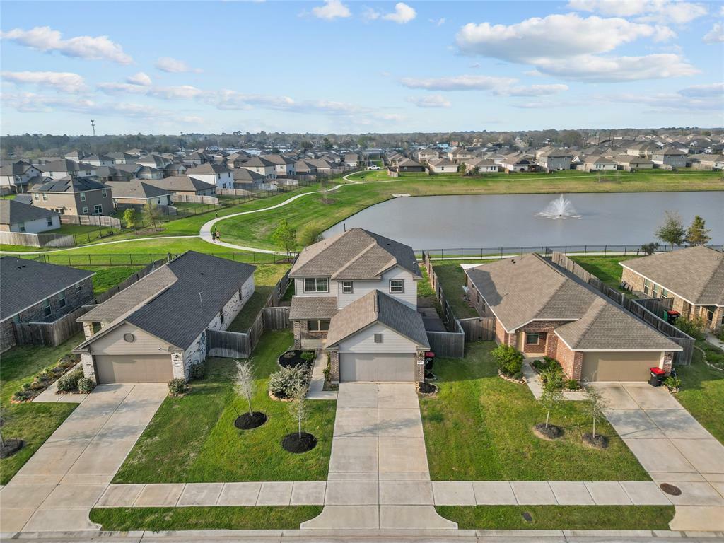 Property Photo: 14515 Broadbury Pond Road TX 77583