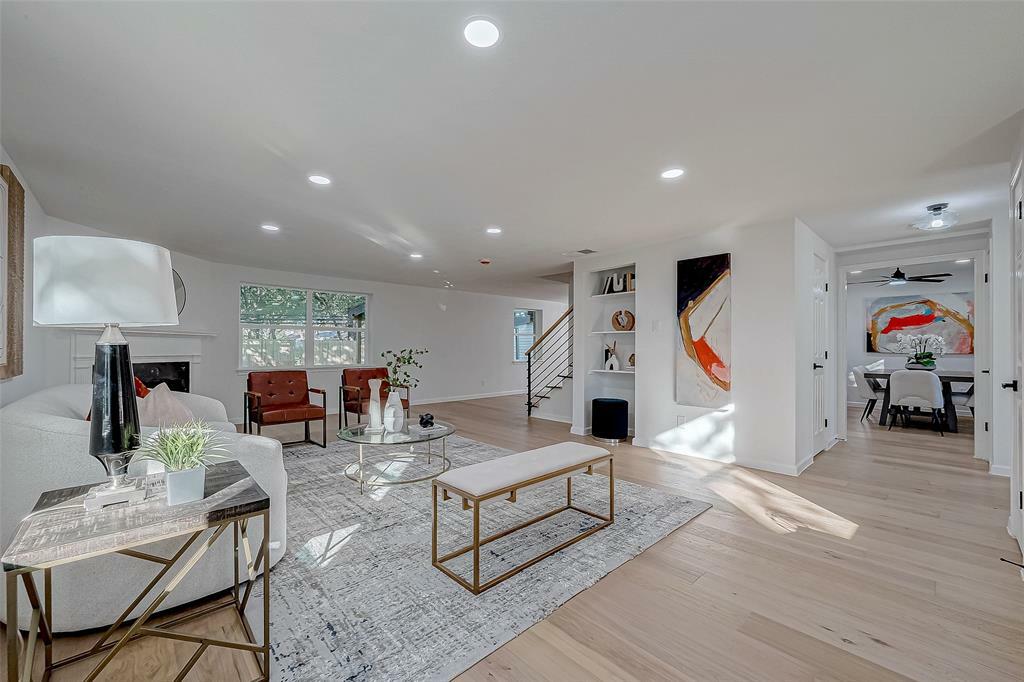 Property Photo: 2414 Walnut Bend Lane TX 77042