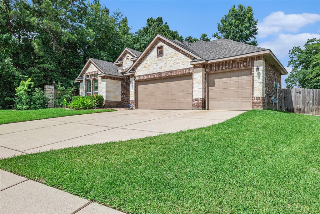 Property Photo: 107 Grazing Field Drive TX 77384