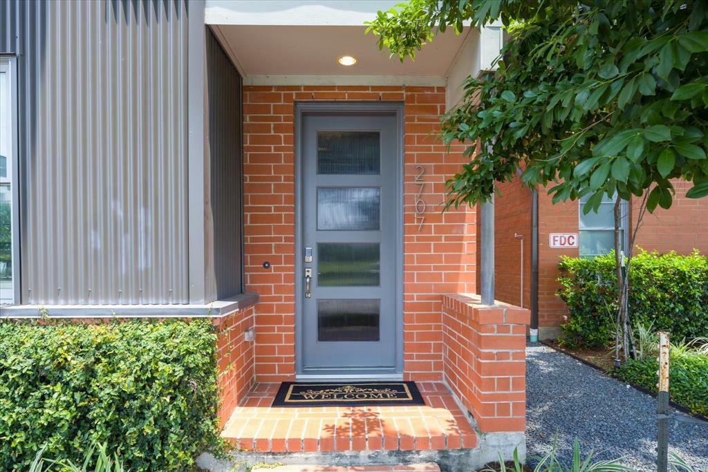 Property Photo: 2707 Rusk Street TX 77003