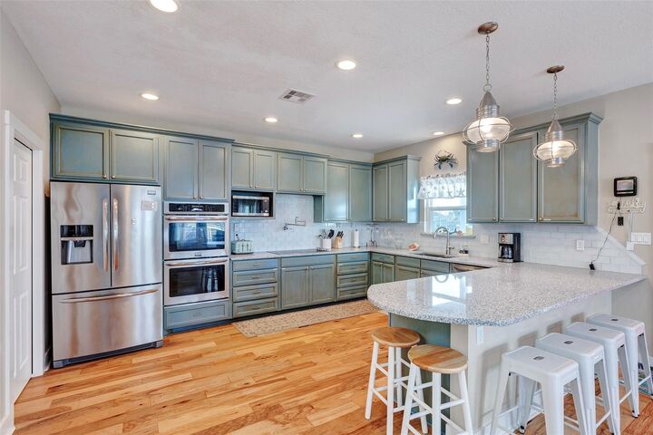 Property Photo:  126 Driftwood  TX 77541 