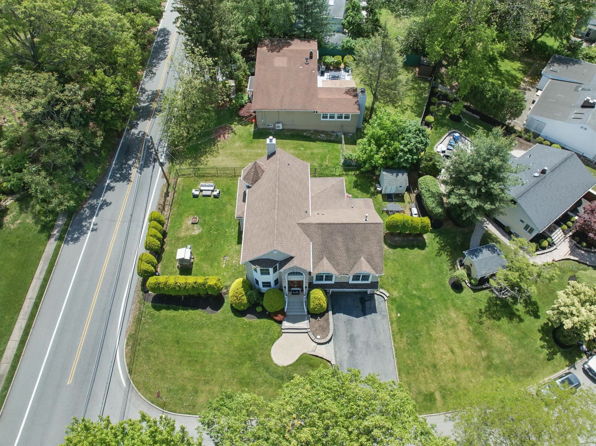 Property Photo: 12 Stephen Pl NJ 07424