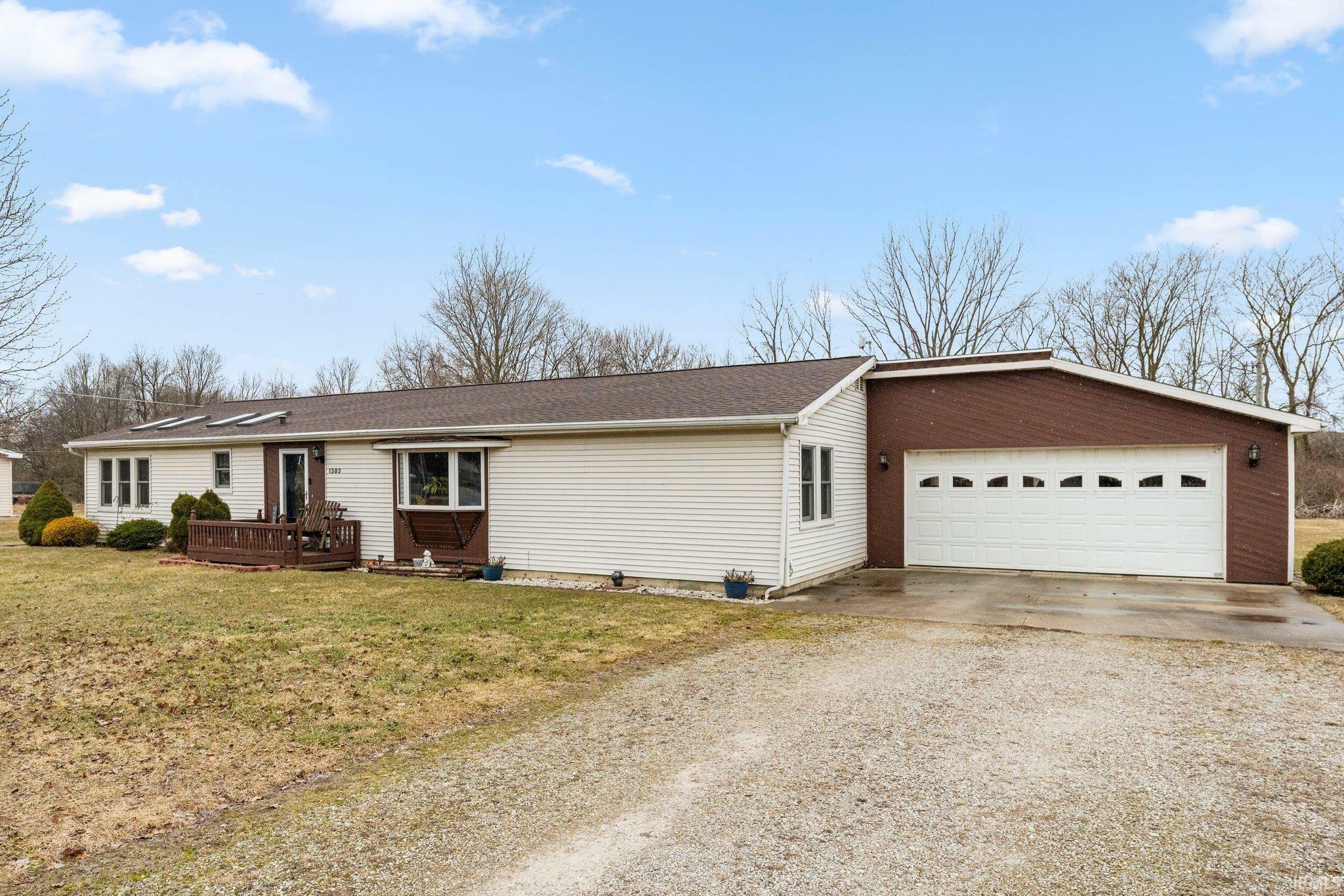 Property Photo: 1383 Buena Vista Road IN 46721