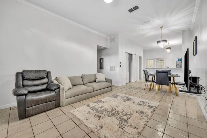 Property Photo:  141 Reserve Circle 113  FL 32765 