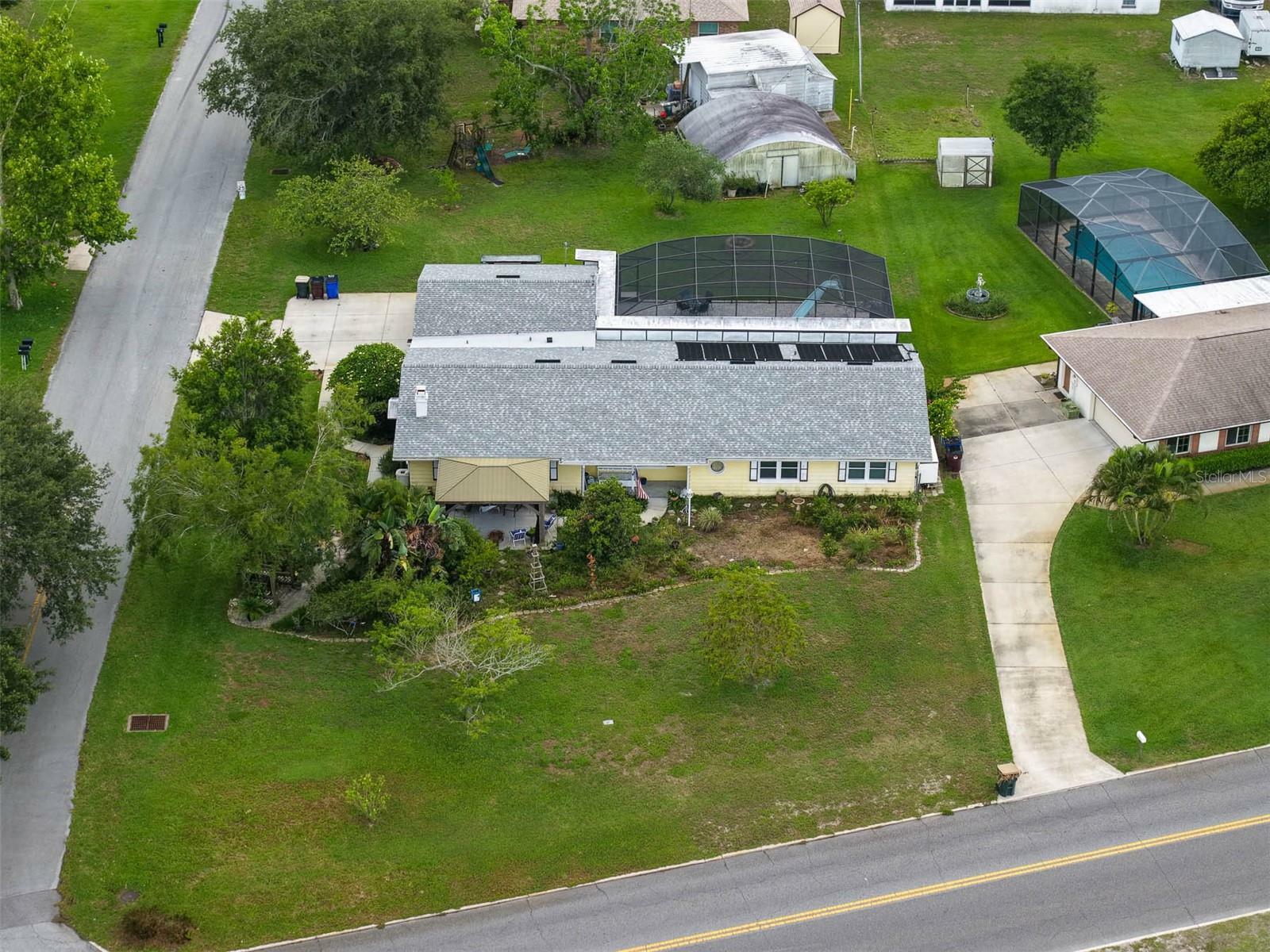 Property Photo: 101 Lakeshore Boulevard FL 34769