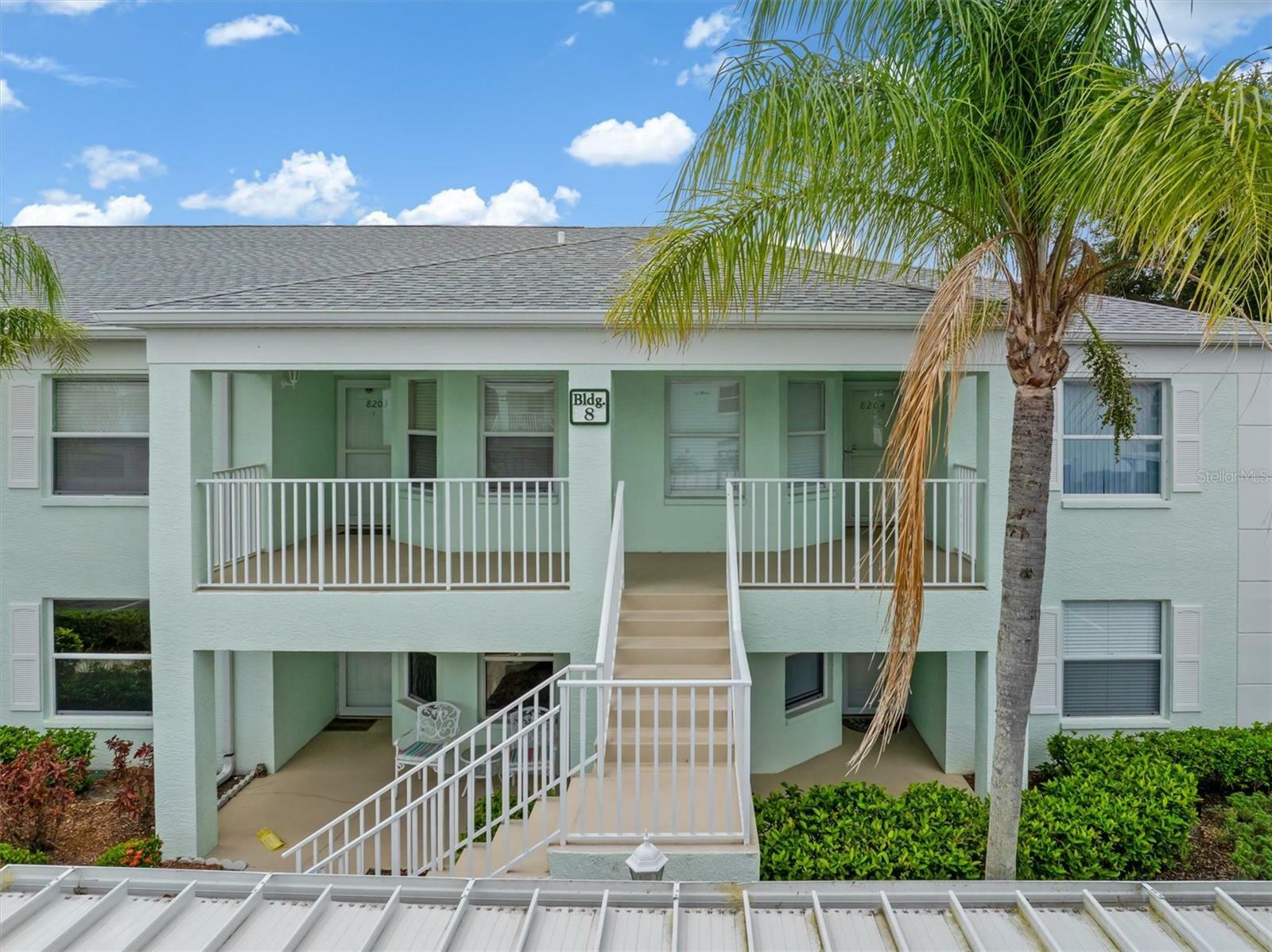 Property Photo: 5725 Greenwood Avenue 8203 FL 34287