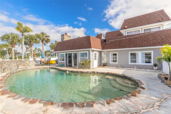 Property Photo:  2900 S Peninsula Drive  FL 32118 