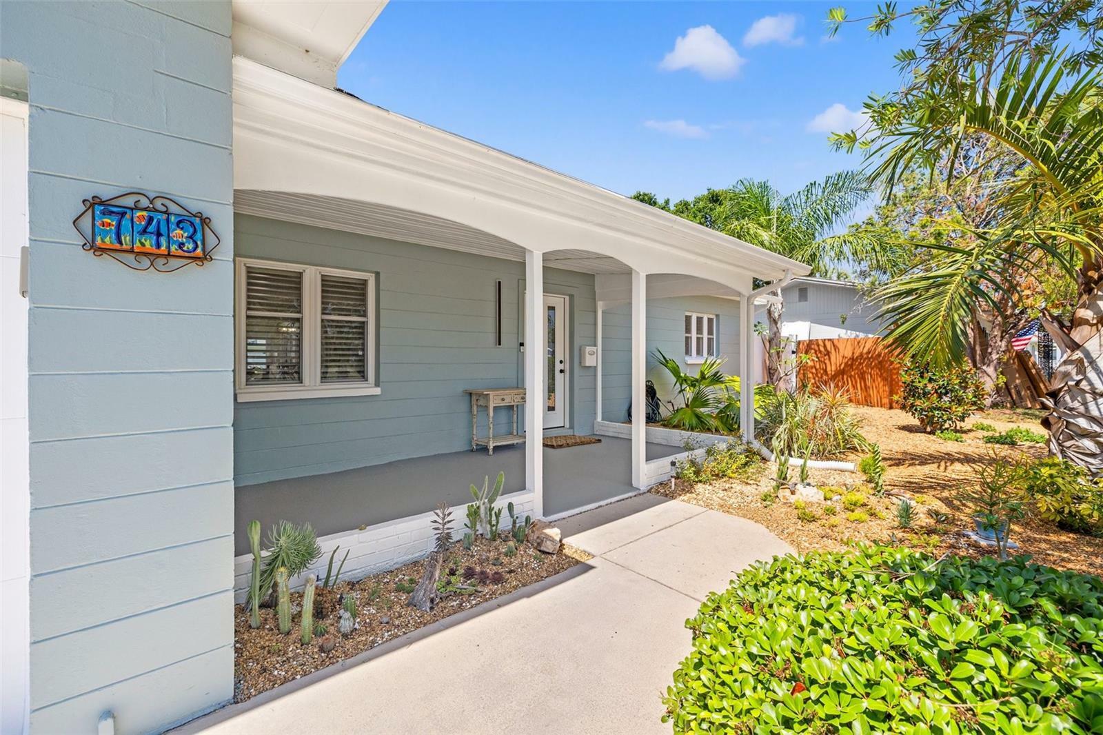 Property Photo: 743 43rd Avenue NE FL 33703