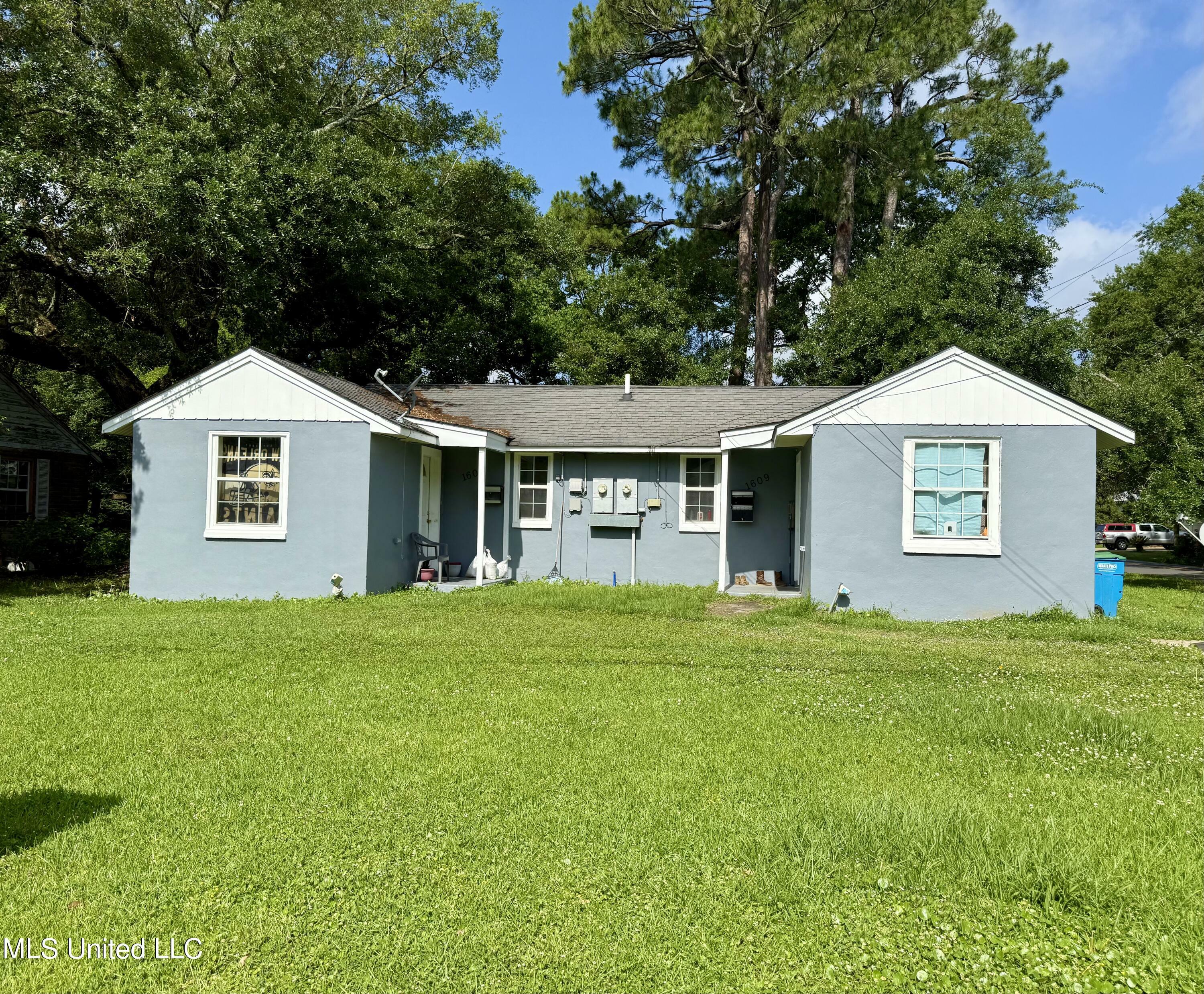 Property Photo: 1607 Resca De La Palma Street MS 39567