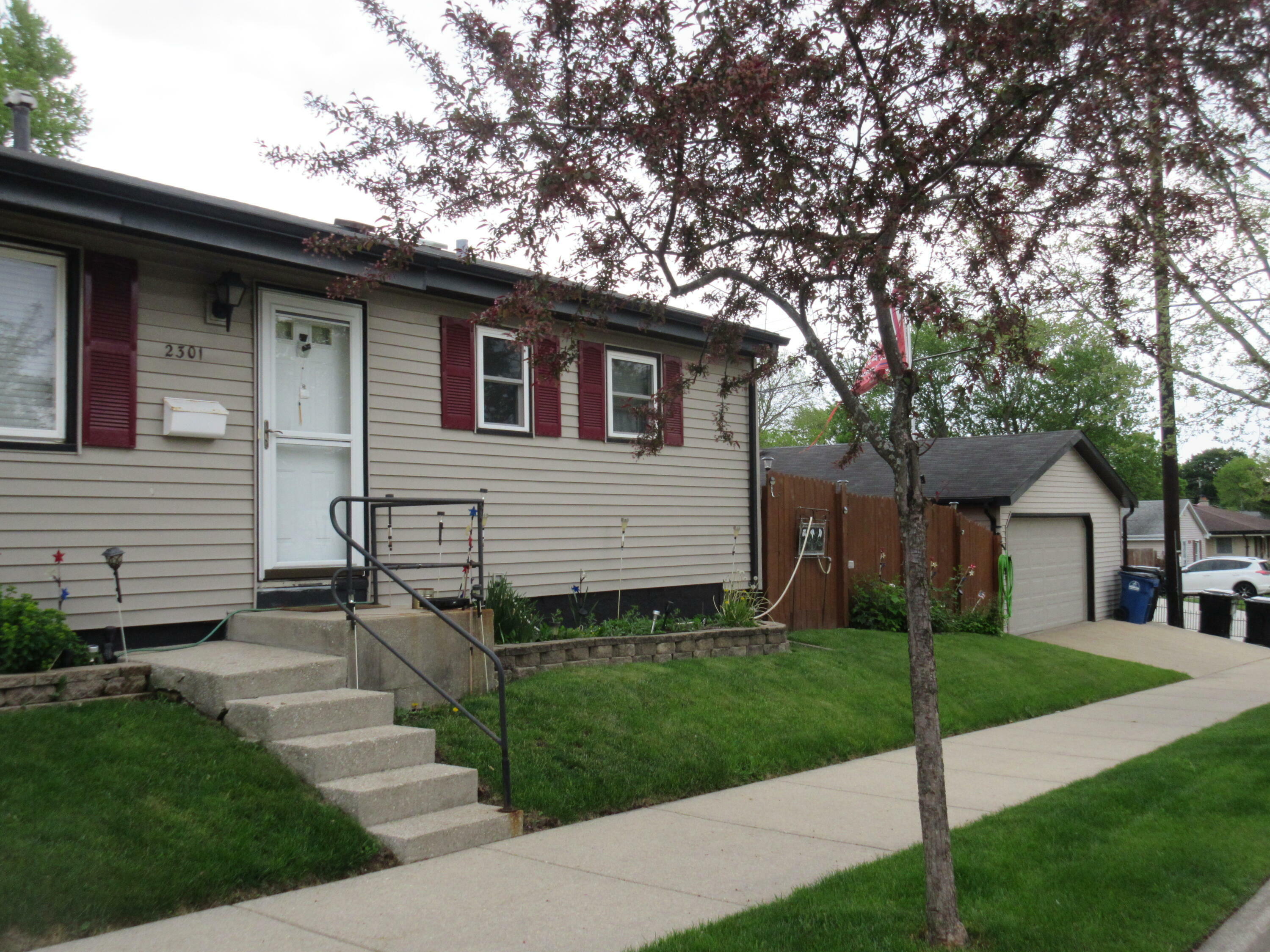 2301 Orchard St  Racine WI 53405 photo
