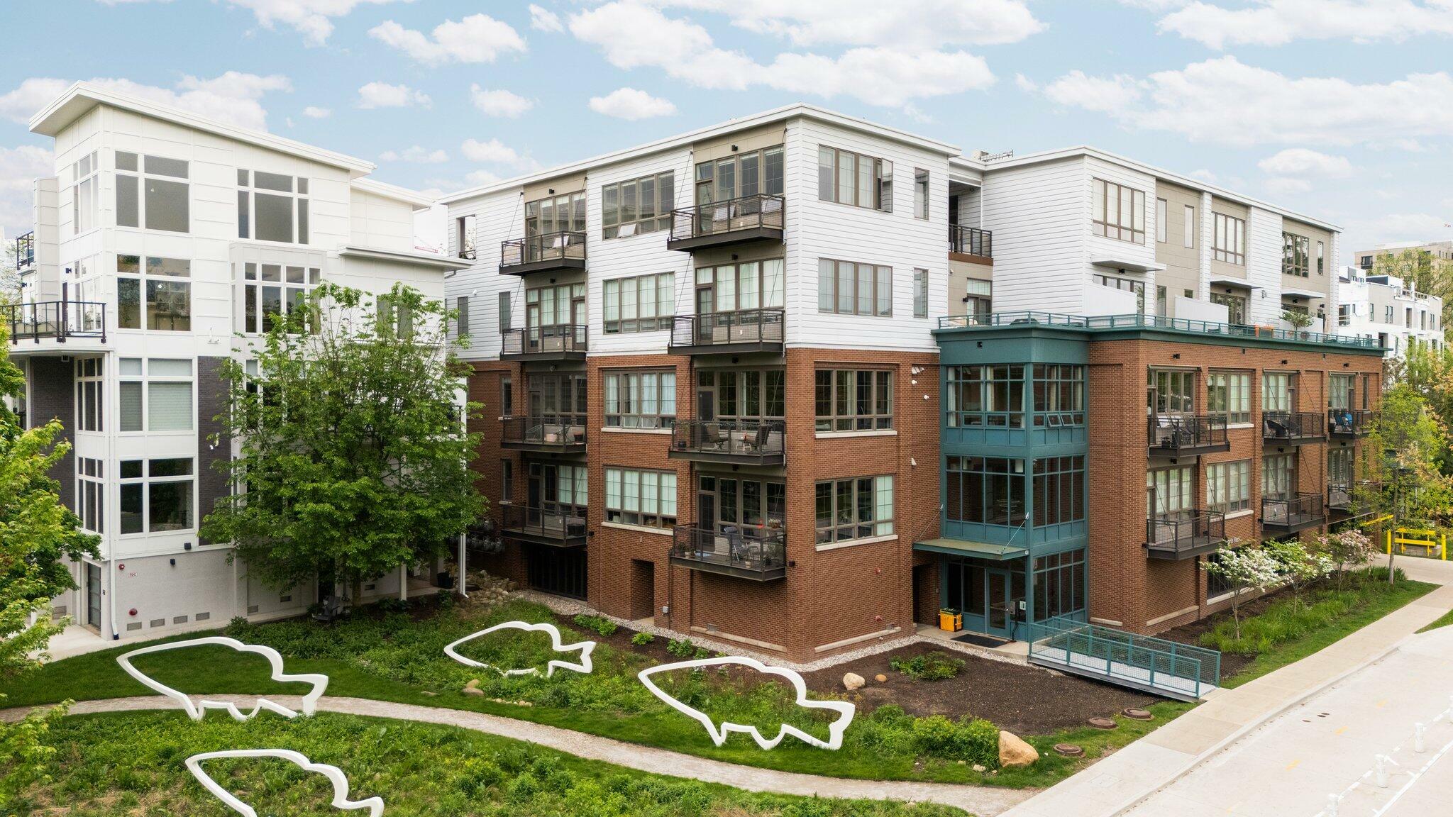 Property Photo: 410 N First St MI 48103