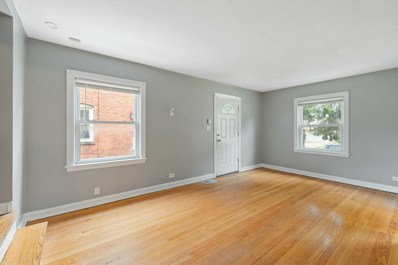Property Photo: 4308 Oak Street IL 60104