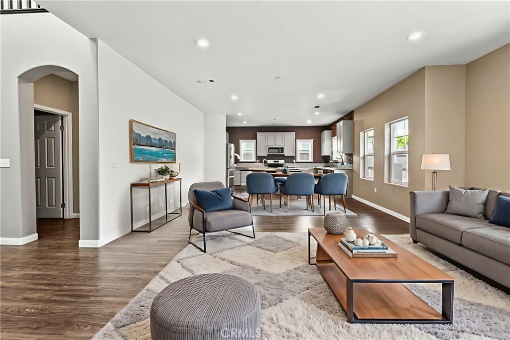 Property Photo:  367 Lily Pad Lane  CA 93465 