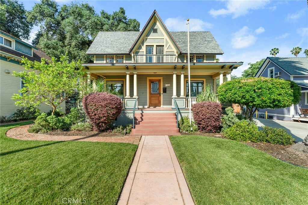 Property Photo:  184 S Eureka Street  CA 92373 