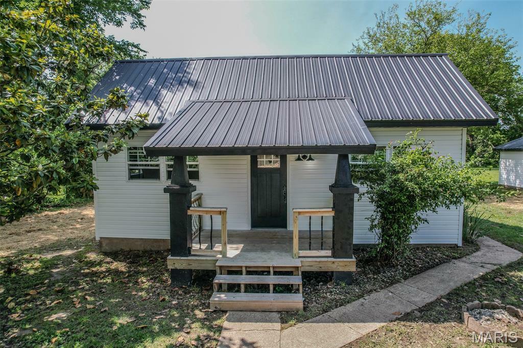 Property Photo: 711 Noe Drive MO 65556