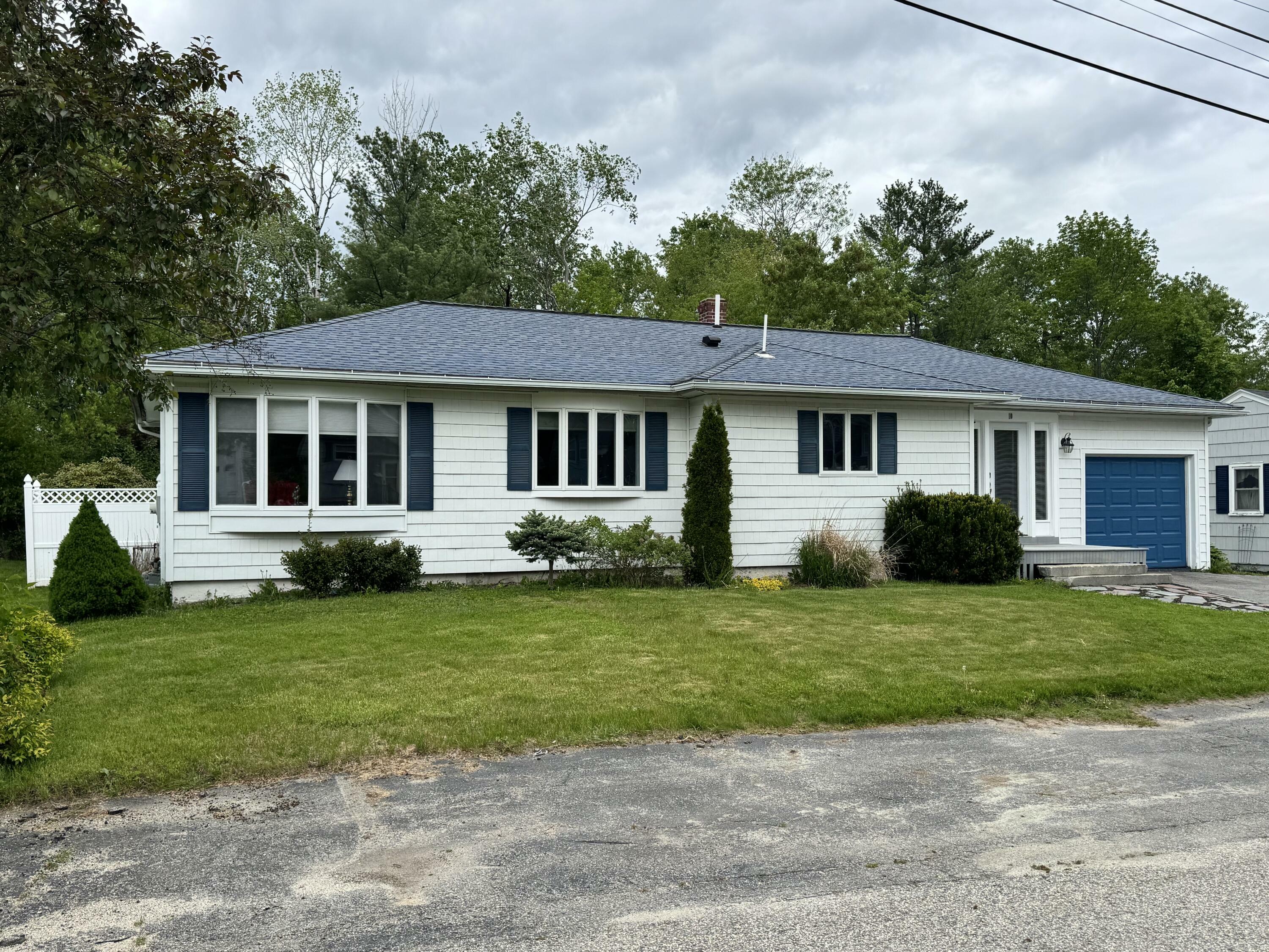 10 Goulet Street  Lewiston ME 04240 photo