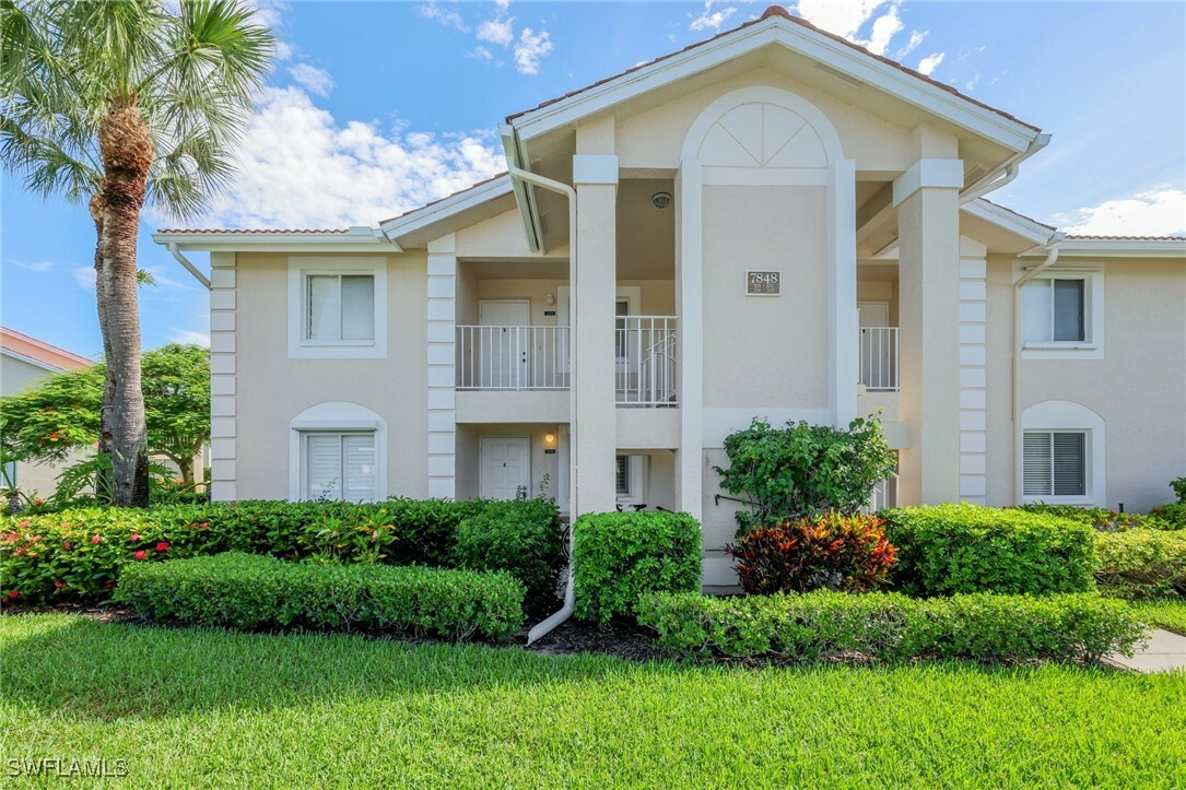 Property Photo: 7848 Emerald Circle J101 FL 34109