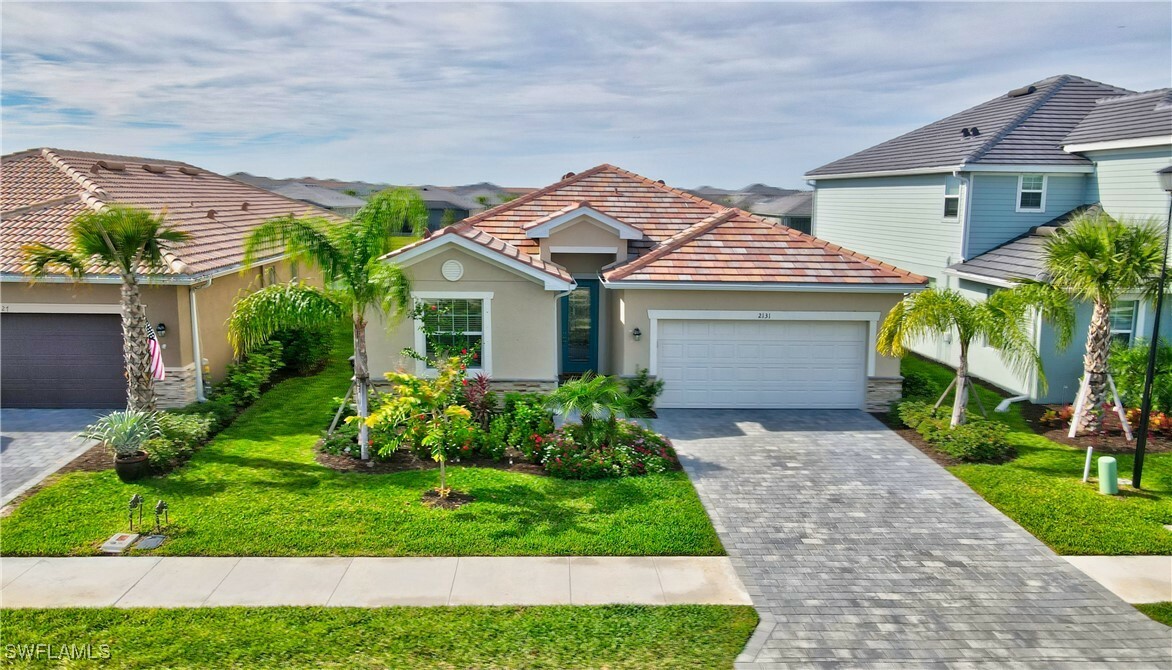 Property Photo:  2131 Hamlin Street  FL 34120 