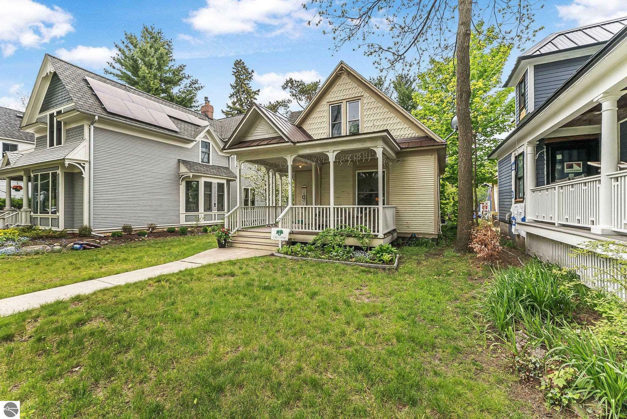 521 Fifth Street  Traverse City MI 49684 photo
