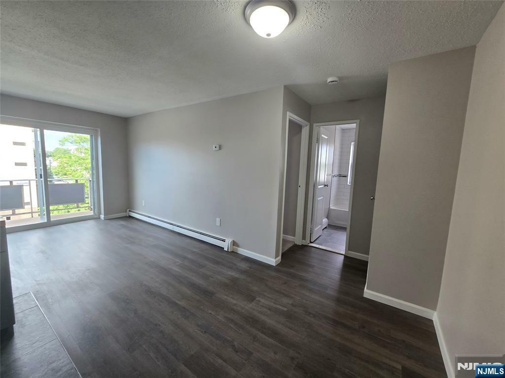 Property Photo: 316 Park Street 1C NJ 07601