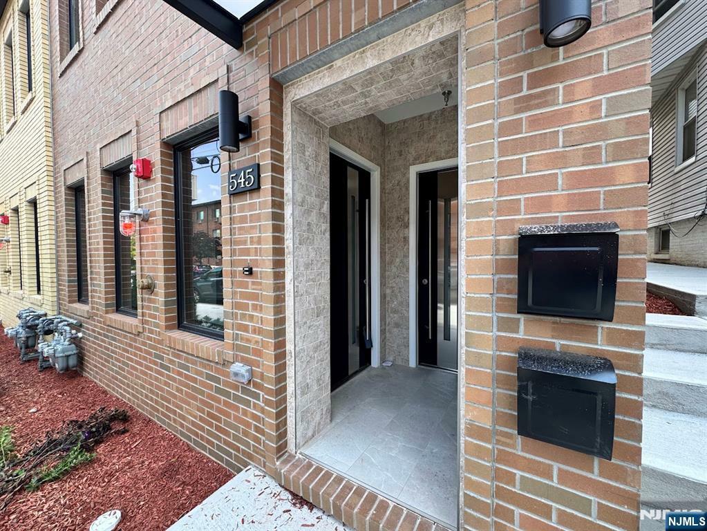 Property Photo:  545 Central Avenue 1  NJ 07029 