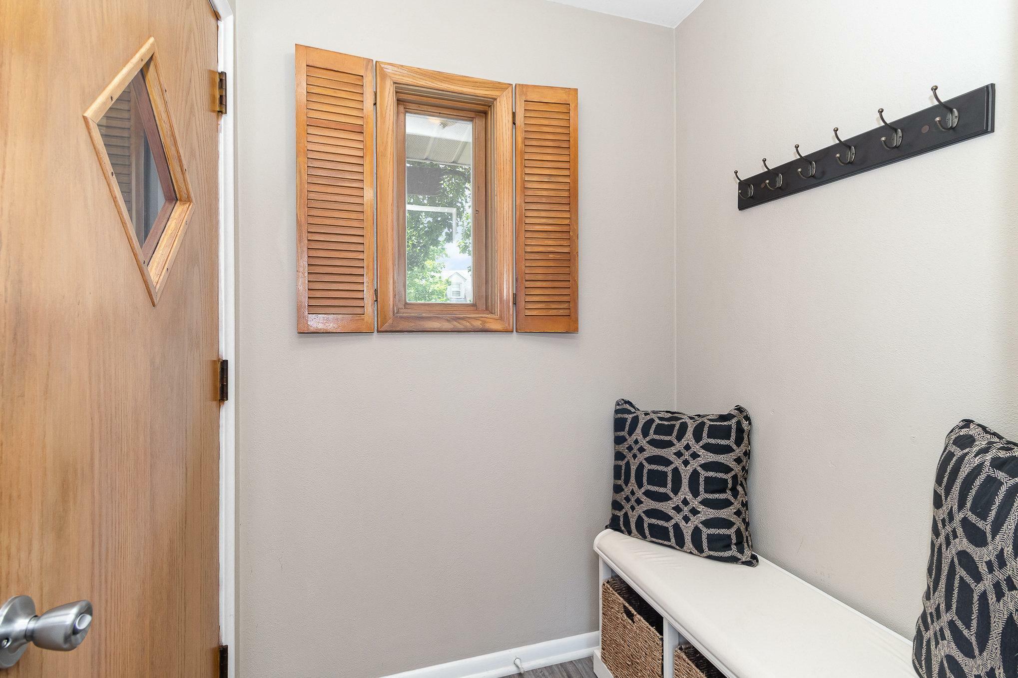 Property Photo: 1613 Conway Street MN 55106