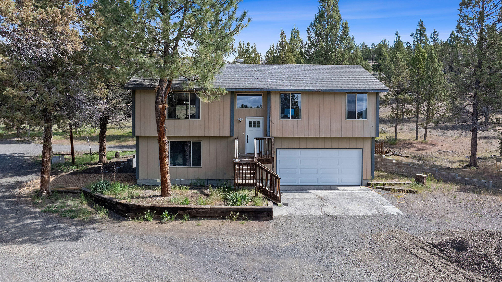 Property Photo: 13551 NE Lawson Road OR 97754