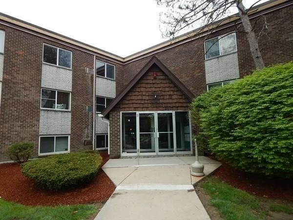 Property Photo: 9 Weld St 28 MA 01702